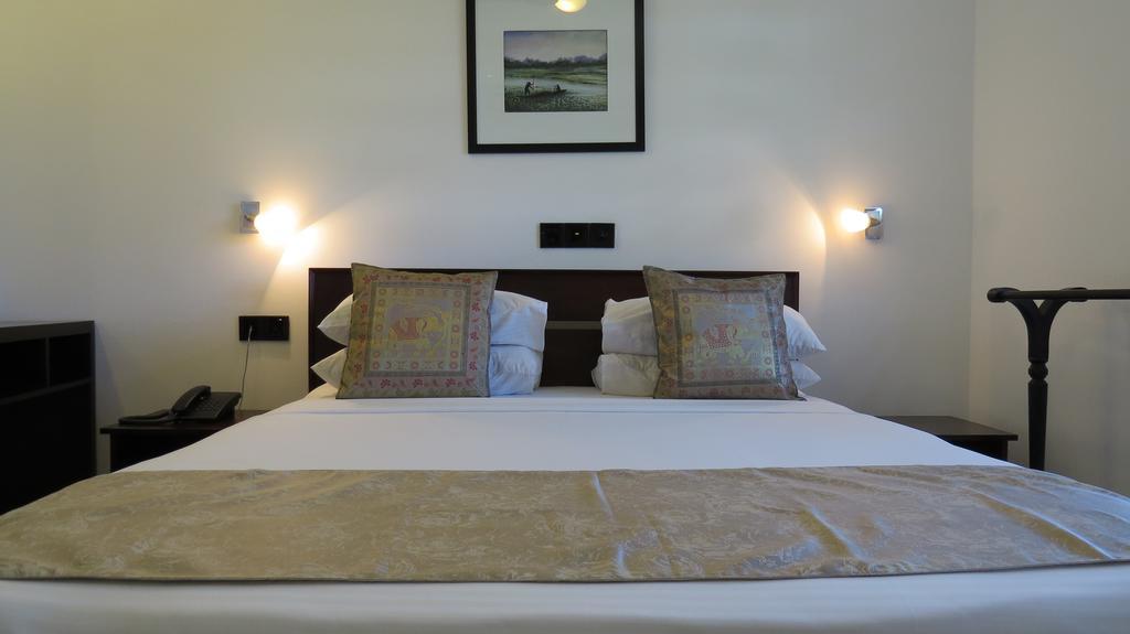 Bed and Breakfast Chapelton House Коломбо Экстерьер фото