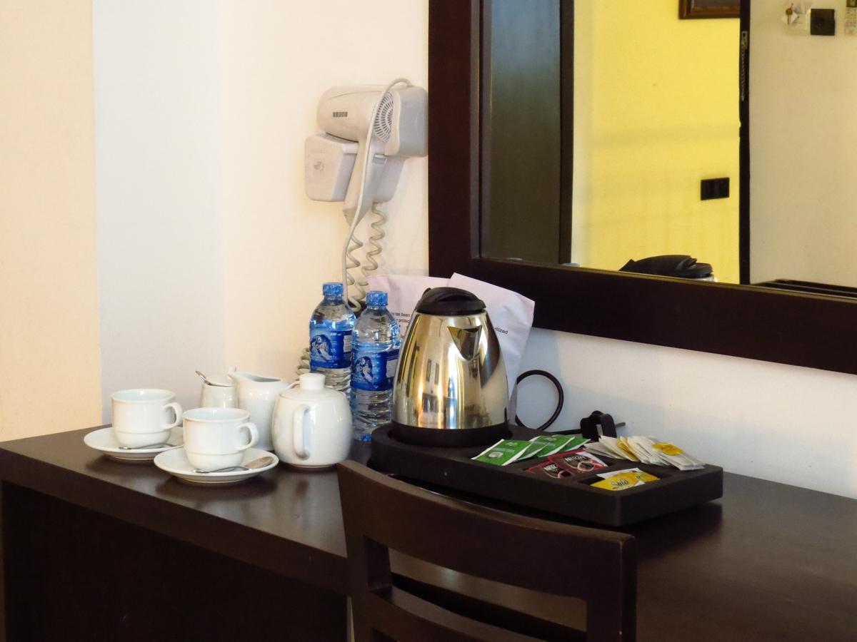 Bed and Breakfast Chapelton House Коломбо Экстерьер фото